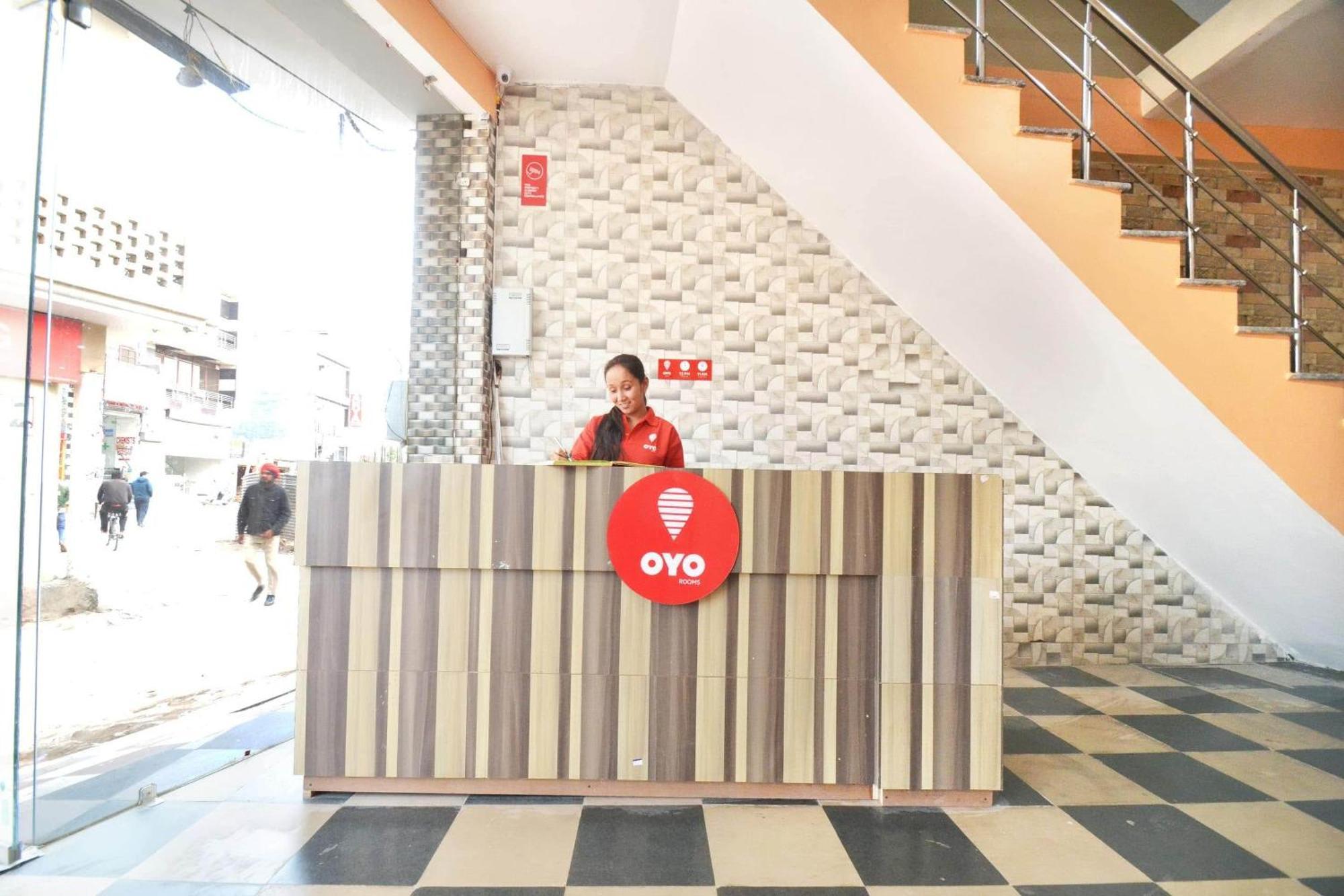 Hotel O Galaxy Nayagaon Esterno foto