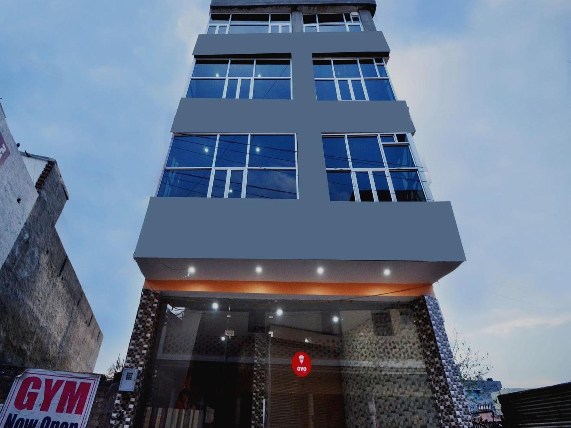 Hotel O Galaxy Nayagaon Esterno foto